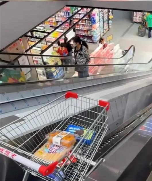 購物車人車分流引領(lǐng)購物新體驗